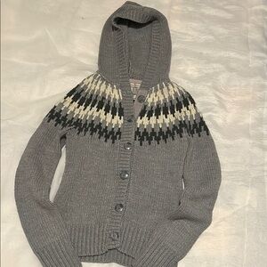 💕3/$15💕 Gray Hooded Sweater with Patterned Yoke